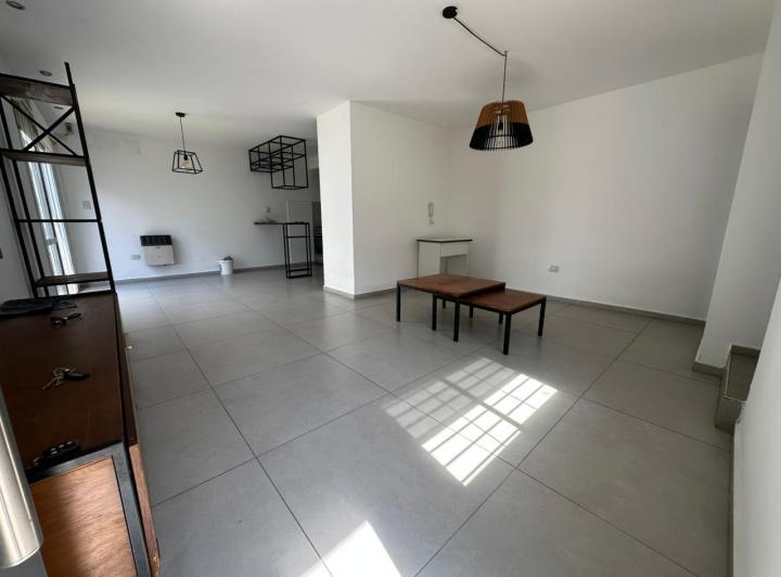 Duplex en Quebrada de las Rosas — Venta y Media al 5300 — Venta, foto 2 de 8