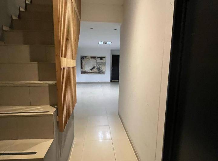 Oficina 4 ambientes en Alquiler en Alberdi — La Rioja al 879 — Alquiler, foto 4 de 8