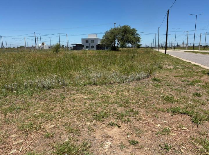Lote en Venta en Barrio Norte 2 — Barrio Norte II Lote 420 m2 Av Padre Luchesse Km 0 Cordoba — Venta, foto 3 de 8