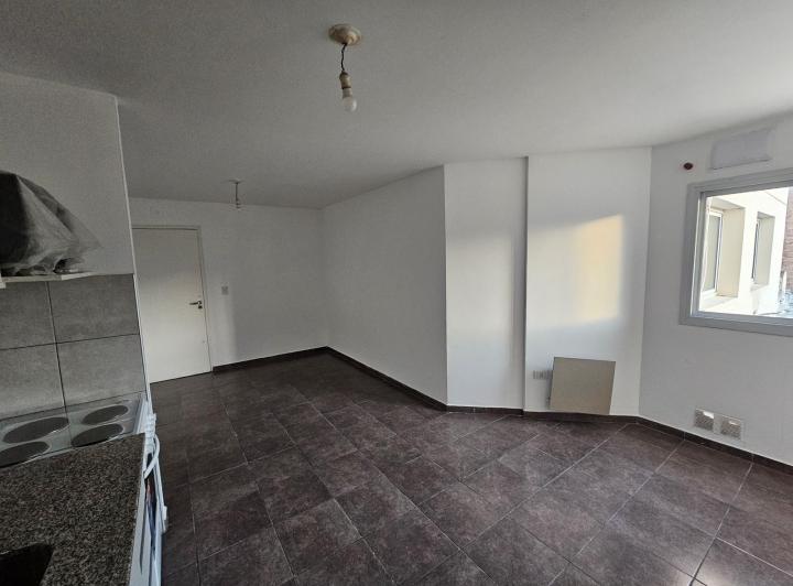 Departamento 2 Ambientes en Alberdi — Zipoli 371 — Venta, foto 2 de 8