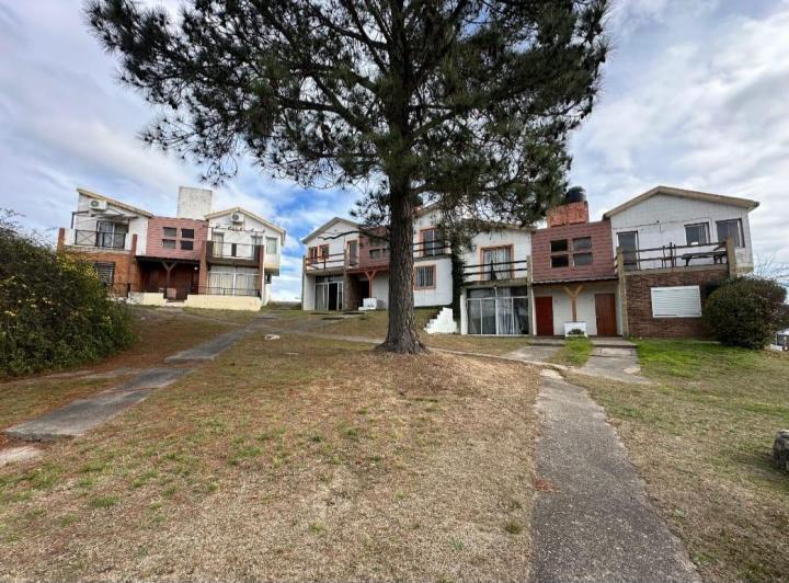 Departamento en Villa del Lago, Villa Carlos Paz — Bv Sarmiento al 1800 — Venta, foto 2 de 8