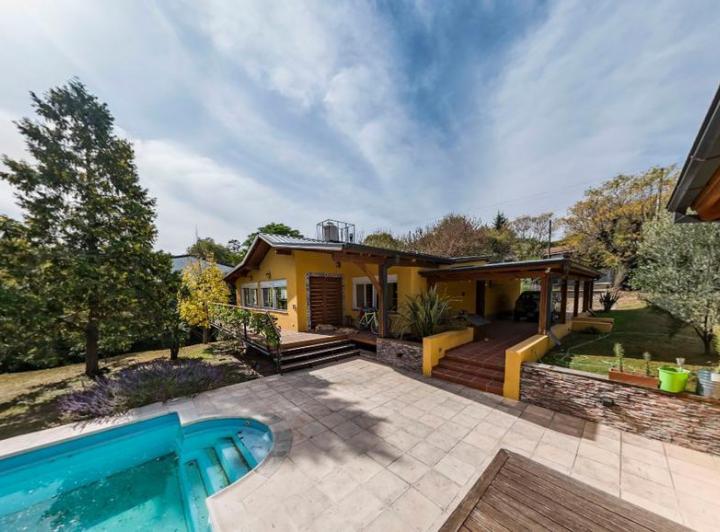 Casa en Venta en Valle Hermoso — Figueroa Alcorta S/N — Venta, foto 1 de 8