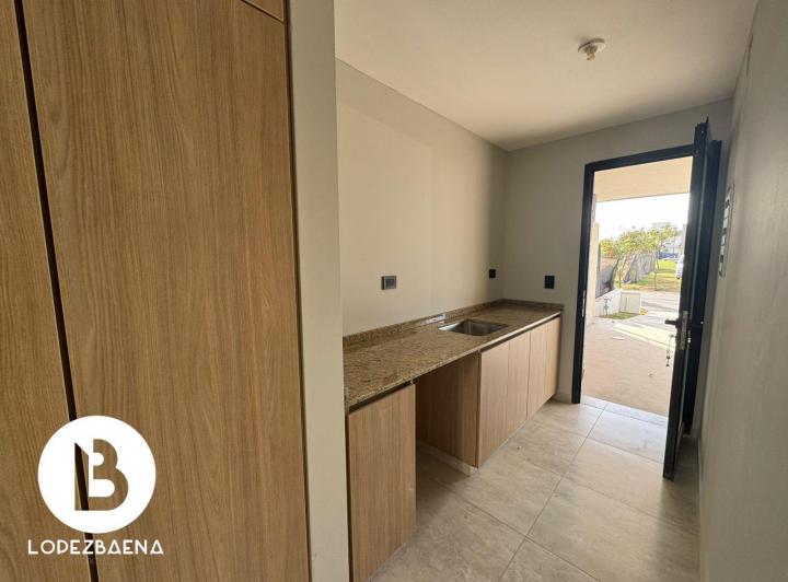 Casa 6 ambientes en La Luisita — Av. Valparaíso al 4900 — Venta, foto 3 de 8