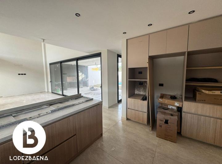 Casa 6 ambientes en La Luisita — Av. Valparaíso al 4900 — Venta, foto 8 de 8