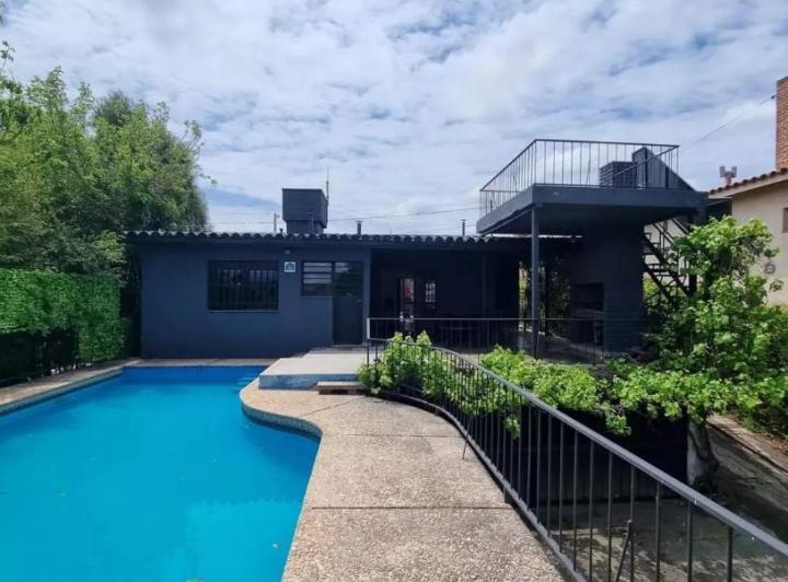 Casa 4 ambientes en Los Manantiales — Jorge Newbery al 900 — Venta, foto 2 de 8