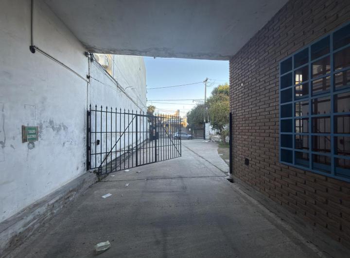 Galpón en General Pueyrredón — Eufrasio Loza al 900 — Alquiler, foto 3 de 8