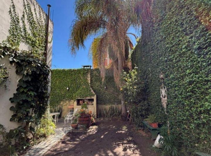 Casa 9 ambientes en Centro — Corrientes 850 — Venta, foto 1 de 8