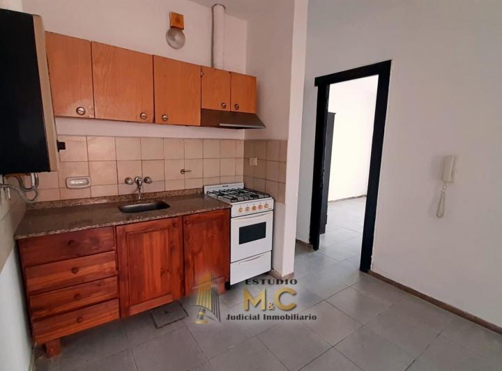 Dpto 1 Dorm en Alberdi — La Rioja 1350 >> Entre el Manuel Belgrano y Av. Santa Fe — Venta, foto 7 de 8