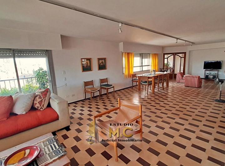 Piso 8 ambientes en Centro — Lujoso Piso de 233m | Velez Sarsfield 60 — Venta, foto 2 de 8