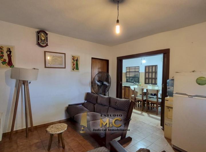Casa + Dpto en Fragueiro — Mariano Fragueiro 4617 — Venta, foto 2 de 8