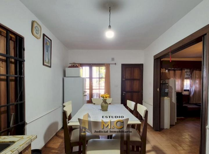 Casa + Dpto en Fragueiro — Mariano Fragueiro 4617 — Venta, foto 3 de 8