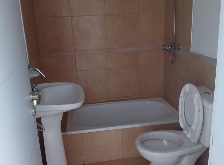 Dúplex 2 ambientes en Argüello — Donato Álvarez 7915 — Alquiler, foto 4 de 8