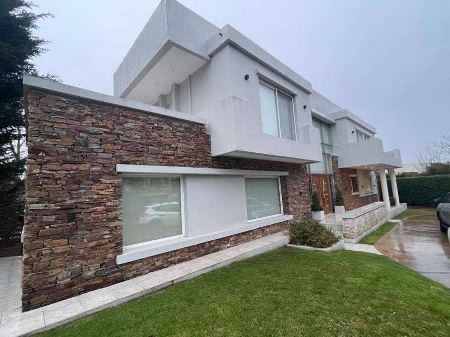 Casa 5 ambientes en Arenas del Sur — Jorge Newbery Al 4500, Mar Del Plata — Venta, foto 2 de 8