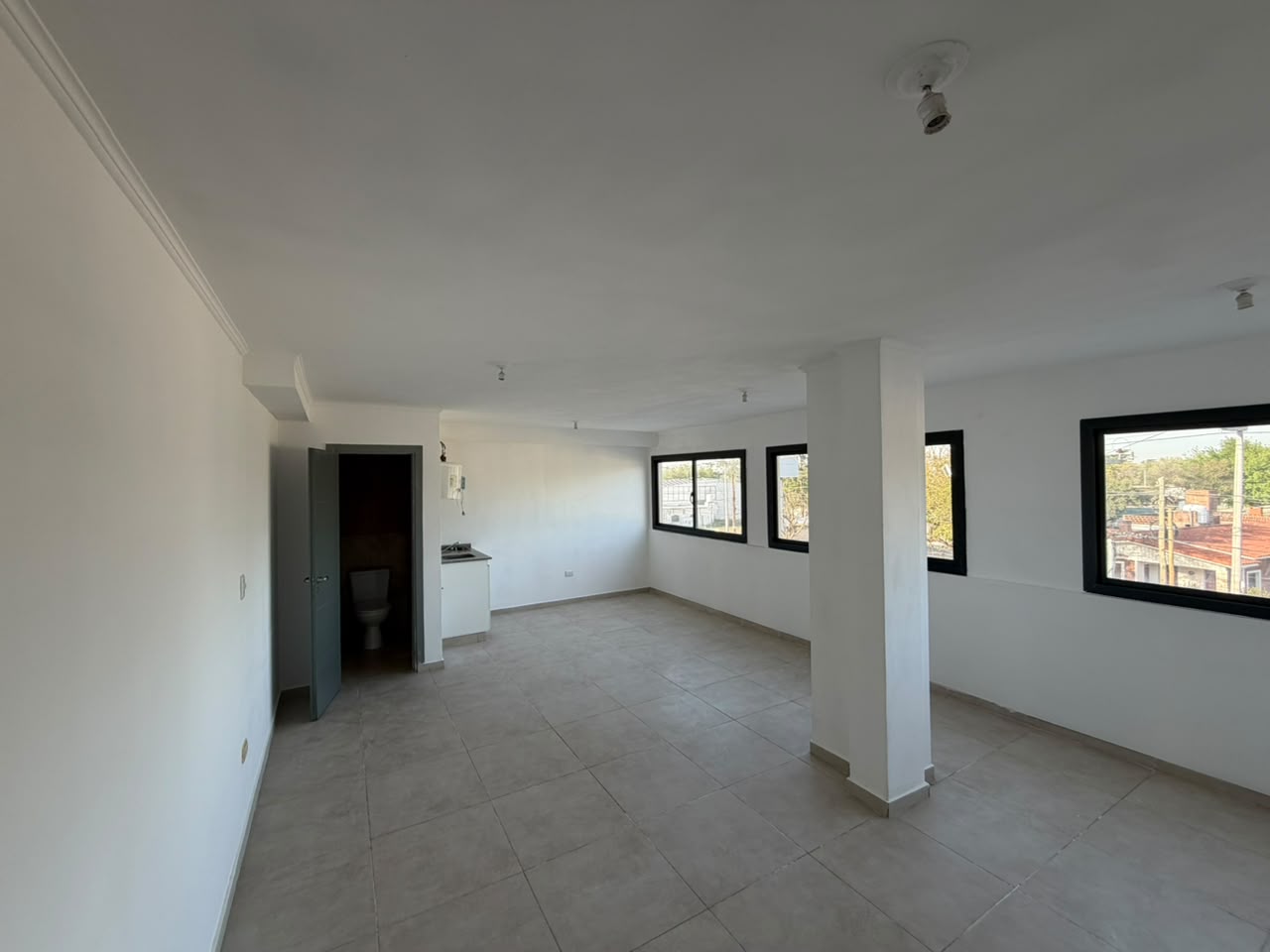 Monoambiente en Complejo Cerrado en Argüello — Av. Donato Álvarez 7914, Argüello, Córdoba — Alquiler, foto 2 de 8